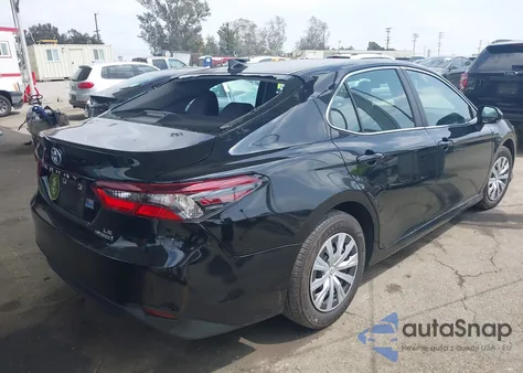 2021 Toyota Camry Le Hybrid from USA, damaged, VIN 4T1C31AK6MU553823